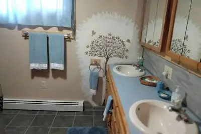 Image de Pet Friendly House/Yard in town