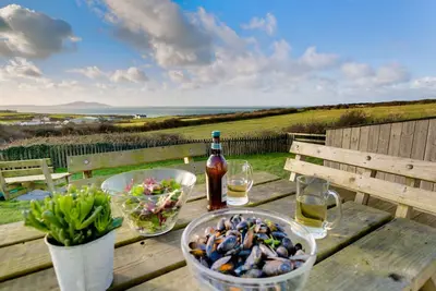 Image de Bwthyn Bach - a sea view that sleeps 4 guests in 2 bedrooms