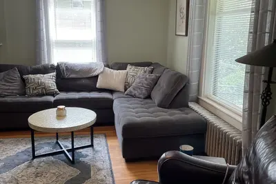 Image de Comfortable  farmhouse in South Amherst