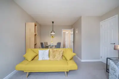 Image de The Kelvin: Peaceful West End River View Property