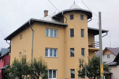 Image de Casa privata în centrul stațiunii turistice Gura Humorului