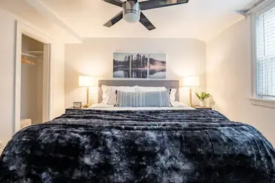 Image de ⭐️A/C + Fast Wifi Free Parking-nearby Psns & Ferry