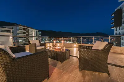 Image de Studio with terrace #1