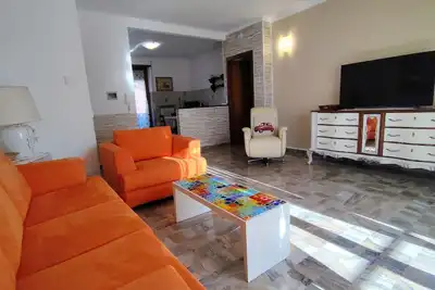 Image de Large apartment with 5/6 beds - closed parking space- served by public transport