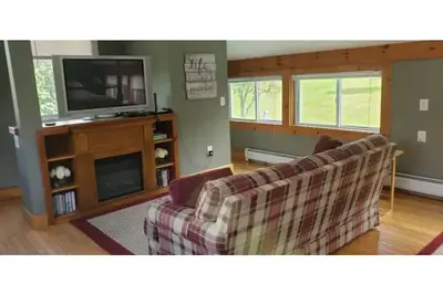 Image de • Gilford Cottages, 2-Units, Hot Tub & Summer Pool
