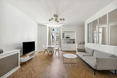 Image de Champs-Elysées appartement cosy ( Bail mobilité  )