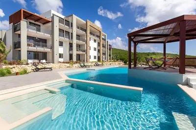 Image de 2 Bedroom Apartment with Seaview and a Pool 🌊☀️ - Coral Estate