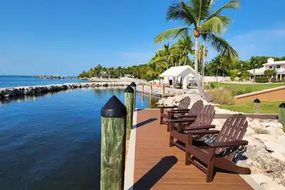 Bayfront w Dock, 96 Jet Spa, Secluded