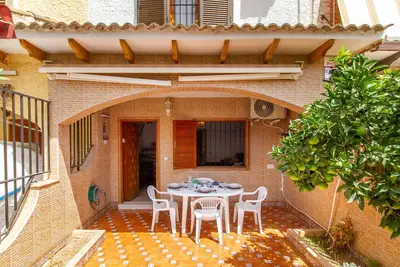 Image de Superbe maison de 2 chambres à Los.