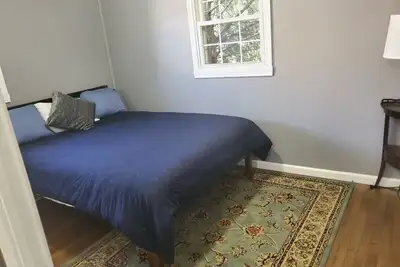 Image de Maison-Famille-Salle de bain privée-Vue sur Jardin