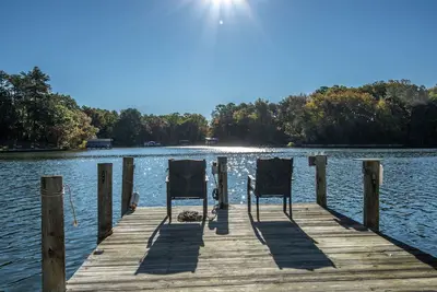 Image de Waterfront Getaway: Kayaks, Paddle Board, Fishing!