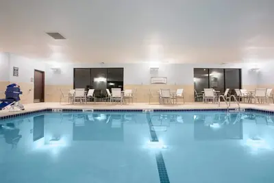 Image de Air-Conditioned Suite | Free Daily Breakfast!