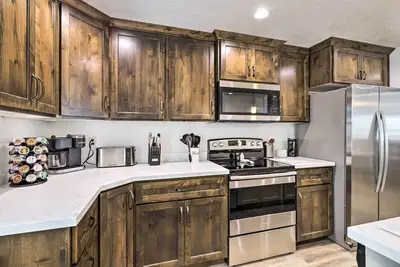 Image de Chic Payson Apartment ~ 10 Mi to Utah Lake!
