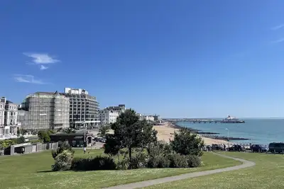 Image de Spacious 2-Bed, Sleeps 4, Pets, Parking