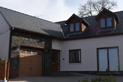 Image de Captivating 4-Bed House in west Wales