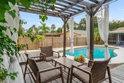 Image de 2 miles to Indian Rocks Beach - 3/2 Pool House (Huston)