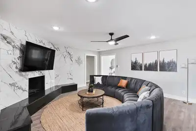 Image de Ridgefield Estate, 5bed, Backyard, Games