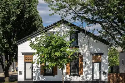 Image de Two Condos for 14 Guests, 5 Bedrooms, Free Parking