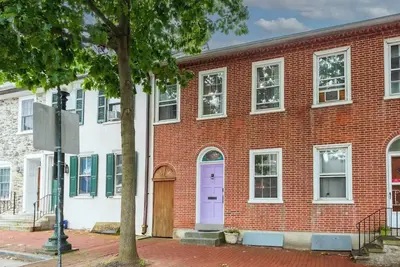 Image de Historic Home on Gay Street.