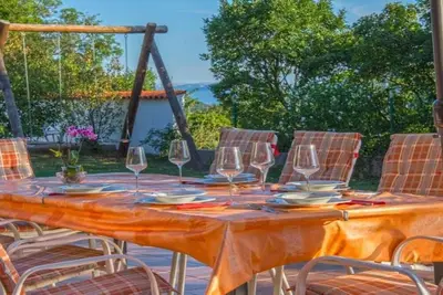 Image de Maison de vacances Grižane pour 1 - 8 personnes avec 4 chambres à coucher - Maison de vacances