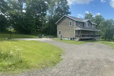 Image de Cooperstown getaway booking 2026!