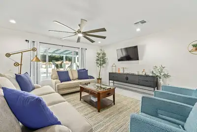Spacious Scottsdale resort style home with pool and indoor/outdoor games