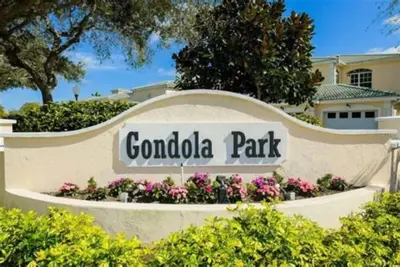 Image de Luxurious 3br 2bath Condo minutes to beautiful Venice beaches, Downtown Shopping