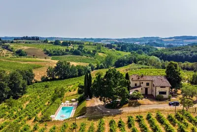 Maison de vacances avec Wifi, piscine privée, Tv, patio, animaux admis, vue panoramique, parking