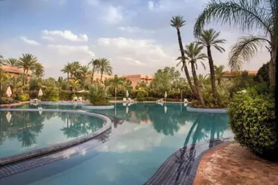 Image de Charmant appartement avec plusieurs terrasses et jardins