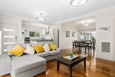 Image de Maori By The Bay - Fabulous Beach House - 200 Meters To The Front Beach.