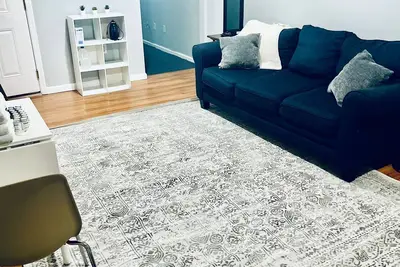 Entire 2-Bed Private Apt - Ewr/Nyc/Outlet Mall