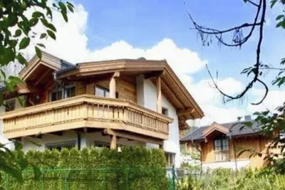 Image de Luxury chalet in a quiet location near ski slopes and swimming lake/beach Zell am See