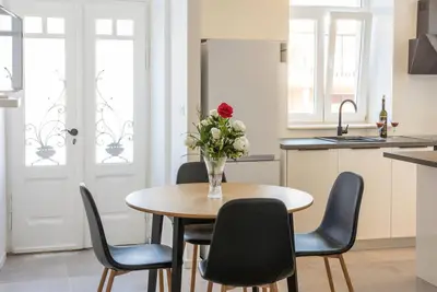 Image de Magnifique appartement de 3 chambres à.