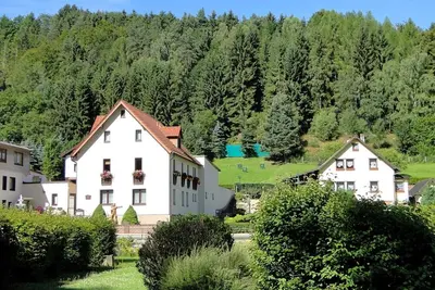 Image de 4-star vacation apartment \"Sommerberg\" incl. Schwarzatal guest card