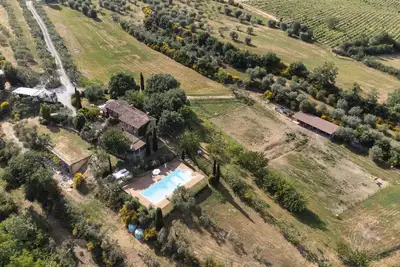 Image de Olive tree house
