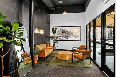 Image de Cozy ✨ Craft Dist. ✨ Family Friendly ✨ Artist Loft