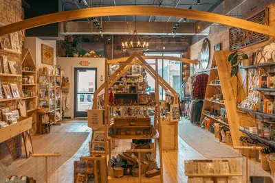 Image de Enger Lofts Hotel ☕️✨🌲☾ Walkable Location, Coffee Shop Onsite