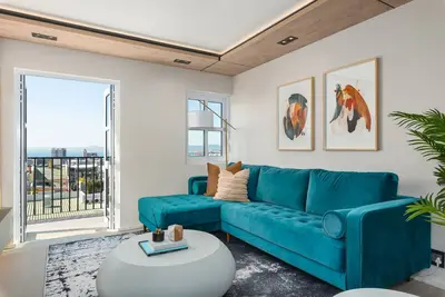 Image de Luxe Oasis on Trendy Loader St | Pool | Ocean View