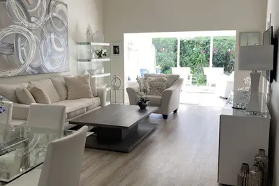 Image de *World Tennis Center*3 Beds/3bath Furnished Seasonl*Gated-Villa*