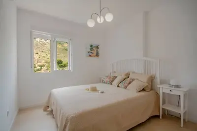 Spectacular sea view, close to the beach, restaurants and pool.