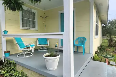 Image de Whimsical Mermaid house 3 miles Downtown & Nas