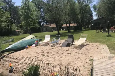 Image de Lakefront, Mt Morris, Wi 3 bed 1. 5 ba home with great sand beach on 5 lake chain