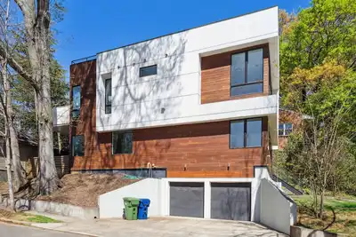 Image de 4 bedroom 3 bath Luxury Stay At Piedmont Park