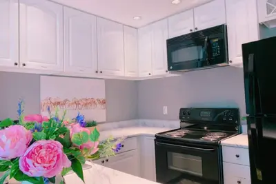 Image de Winter Special! King-bed resort, pool and Spa!