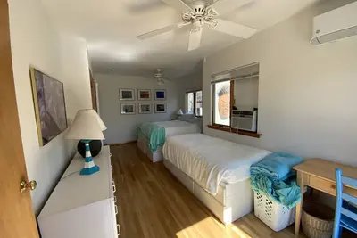 Image de Peaceful Beach Retreat 5 min from Bay and Ocean