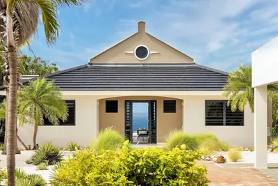 Image de Relaxing stylish Villa with Caribbean Seaview & Private Pool - Coral Estate