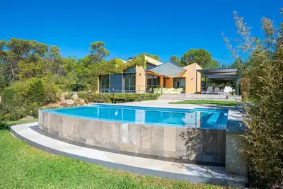 Maison de vacances \"Laiar\" avec vue sur les montagnes, piscine et Wi-Fi