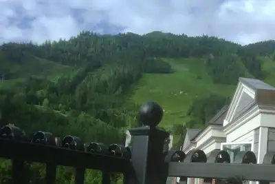 Image de Aspen 1 Br condo #18b + Qn sleeper at Aspen Mtn Residences. 2br also avail.