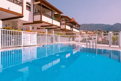 HomeForGuest Appartement Avec Piscine A 50m De La Mer A La Caleta