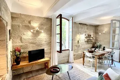 Appartement de charme plein cœur historique d'Uzès